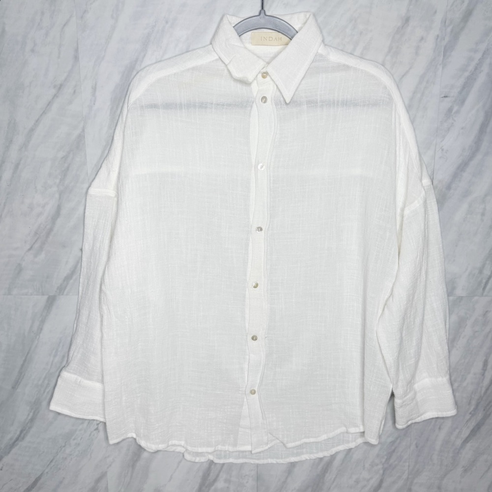 Indah White Casual Button Down Shirt Classic Style S/M